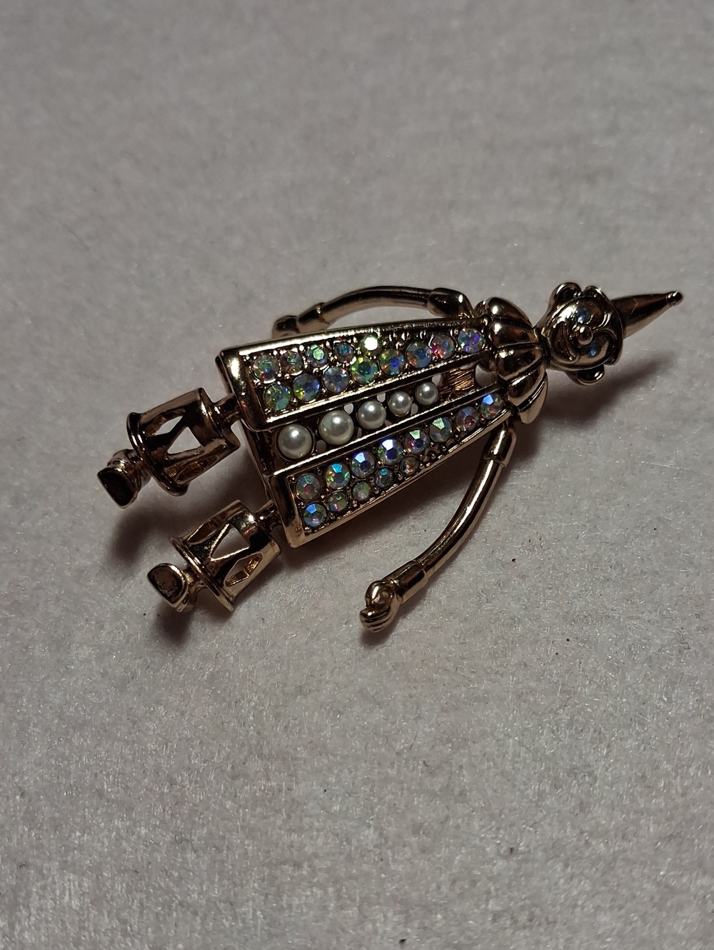 267- Gold-Tone Clown Brooch with Aurora Rhinestones & Pearl Accents
